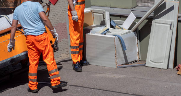 Best Construction Debris Removal  in Lincoln, IL